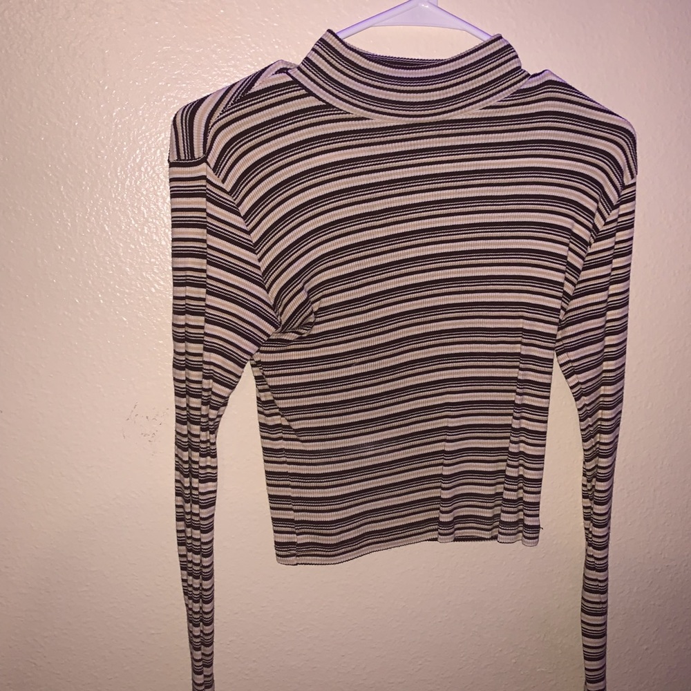 BRANDY MELVILLE striped long sleeve top